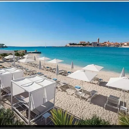 Ivaana Apartman *
