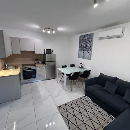 Apartment Ivaana