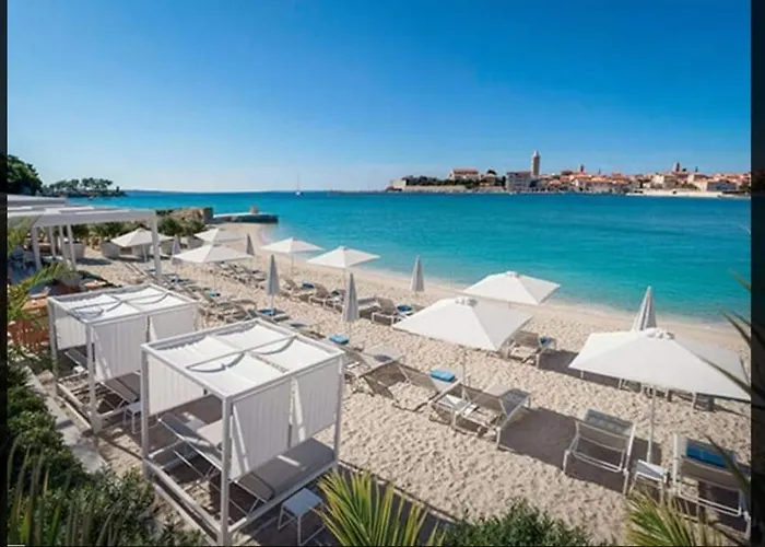 Ivaana Apartamento *